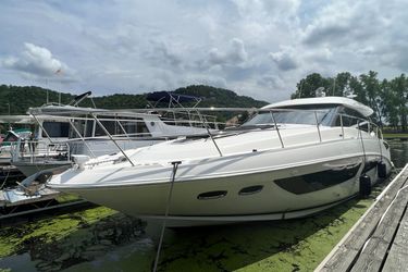 47' Sea Ray 2016 Yacht For Sale